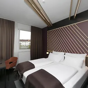 3* Hotell City-ost